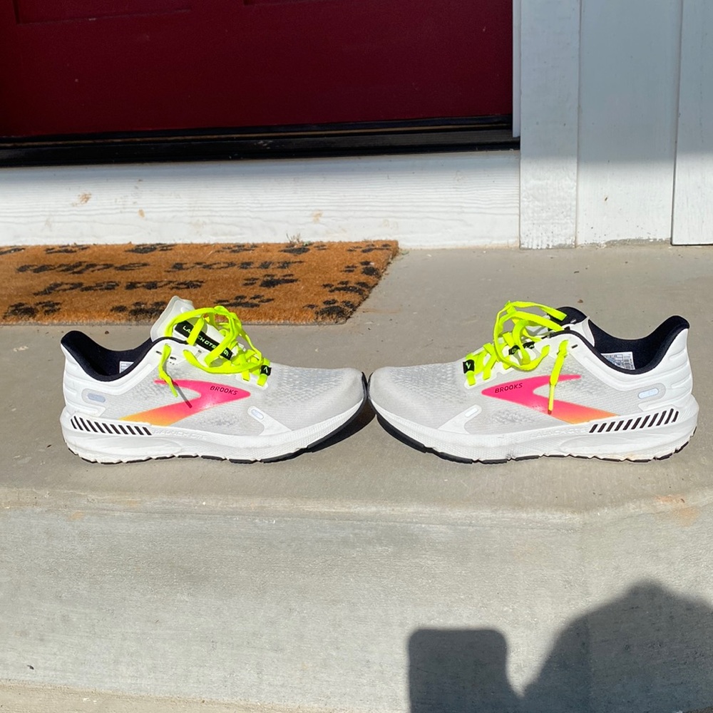 Brooks launch9 size 8